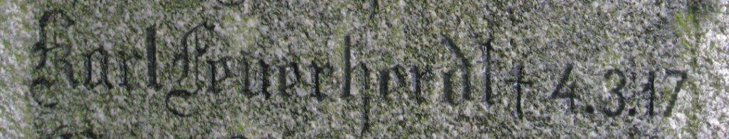 Inschrift auf Kriegerdenkmal